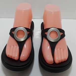 Women's Crocs 7 W Rubber   lack Thong Sandals